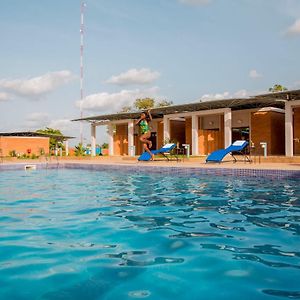 Dunia Hotel Ouagadougou Loumbila Exterior photo