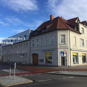 Doja Medical Wellness Center Lägenhet Bernburg Exterior photo