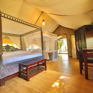 Lorian Safari Camp Limited Hotell Narok Exterior photo