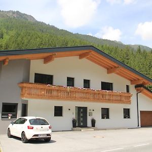 Apart Bergglueck Lägenhet Sankt Leonhard im Pitztal Exterior photo