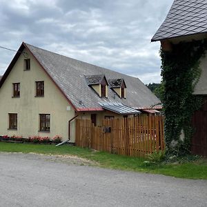 Ubytovani Samotin Lägenhet Sněžné Exterior photo