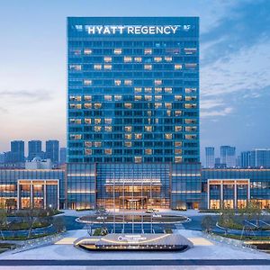 Hyatt Regency Ningbo Hangzhou Bay Hotell Exterior photo