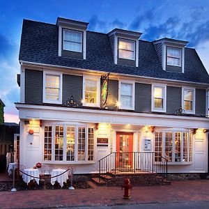 Bouchard Restaurant & Inn Newport Exterior photo