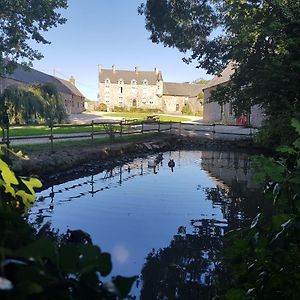 Elevage De La Hurie Bed and Breakfast Saint-Nicolas-de-Pierrepont Exterior photo