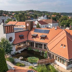 Furmint Haz Bed and Breakfast Mád Exterior photo