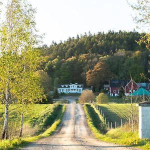 Hällingsbo Gård Lerum Exterior photo