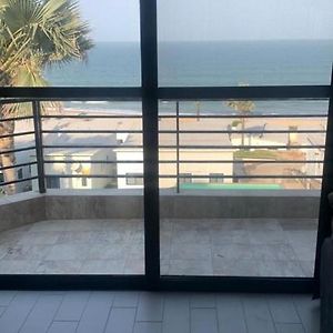 Relax Water Front 3 Bedroom Beach Front Banjul Exterior photo