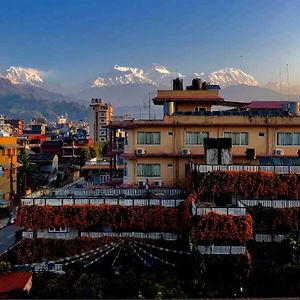 Hotel Yeti Pokhara Exterior photo