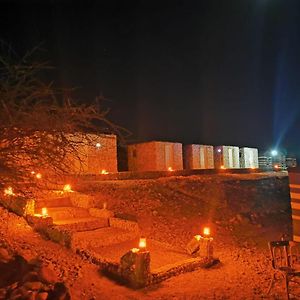 Wadi Ghwere Camp مخيم وادي الغوير Hotell Feynan Exterior photo