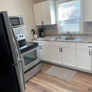 Spacious Remodeled 1 Bed1 Bath, Awesome Location! Sidney Exterior photo