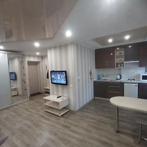 Apartment At Kirova Dnipro Exterior photo