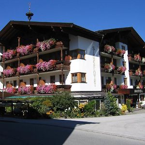 Hotel Simmerlwirt Niederau Exterior photo