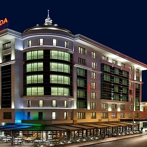 Ramada Plaza By Wyndham Eskisehir Hotell Exterior photo