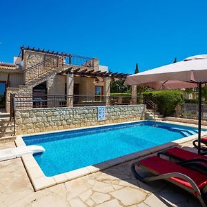 3 Bedroom Villa Madelini With Private Pool, Aphrodite Hills Resort Kouklia Exterior photo