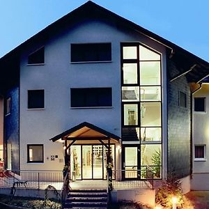 Hotel Am Wald - garni - Elgersburg Exterior photo