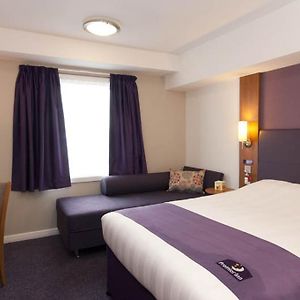 Premier Inn Derry / Londonderry Exterior photo