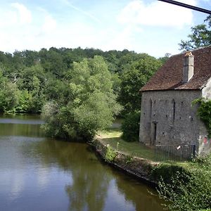 Le Moulin Du Chateau Villa Dompierre-les-Églises Exterior photo