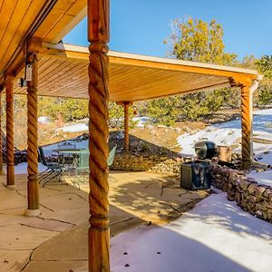 Retreat In Taos Foothills Villa Exterior photo