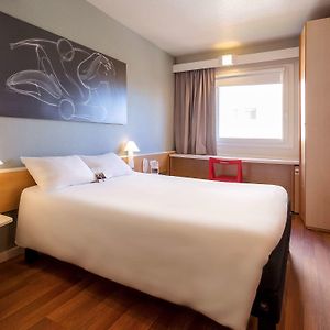 Ibis Elche Hotell Exterior photo