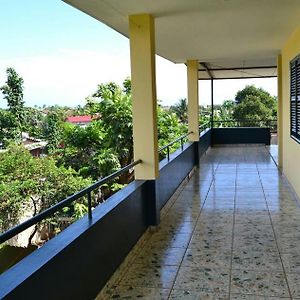 Santos'S House Hotell Sao Tome Exterior photo
