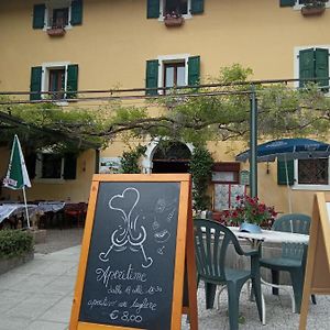 Locanda San Gallo Hotell Moggio Udinese Exterior photo