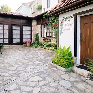 Hetman Hotel Kamjanets-Podilskyj Exterior photo