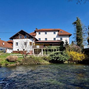 Krka River Lodge Znojile pri Krki Exterior photo