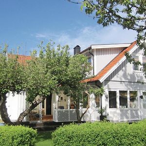 Holiday home Västra Frölunda 50 with Sauna Göteborg Exterior photo