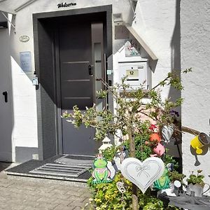 Ferienwohnung Mit Kleinem Garten Sonnenbühl Exterior photo