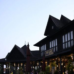 Sky Lake Inle Resort Nyaungshwe Exterior photo