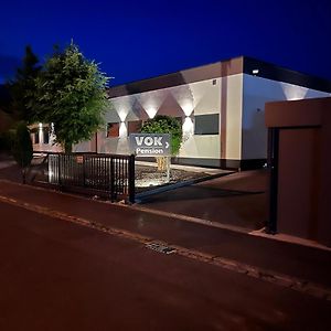 Vok Pension Hotell Neunkirchen am Sand Exterior photo