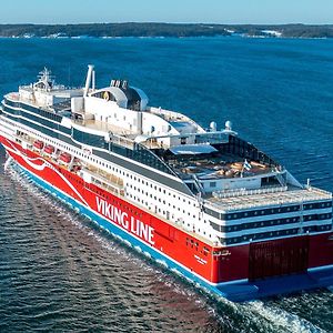 Viking Line ferry - Mini-cruise from Stockholm Hotell Exterior photo