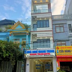 Nha Nghi Quang Trung Lägenhet Dong Van  Exterior photo