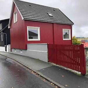 Cosy Apartment In City Center Med Shared Garden Tórshavn Exterior photo