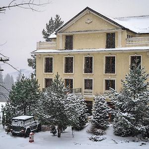 Hotel Art Montana Predeal Exterior photo