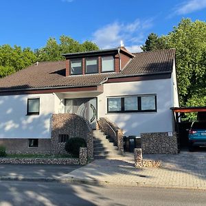 Haus Der 5 Elemente Mit Gemeinschaftsbad Lägenhet Göttingen Exterior photo