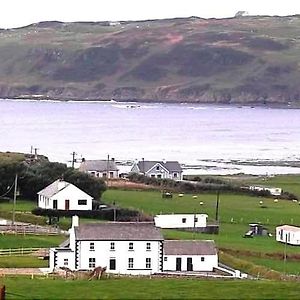 Biddy Ban'S Hotell Carnmalin Exterior photo