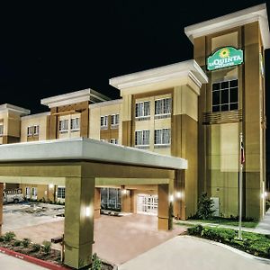 La Quinta By Wyndham Victoria - South Hotell Exterior photo