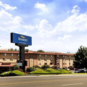 Baymont By Wyndham Yakima Riverfront Hotell Exterior photo