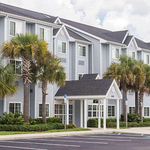 Microtel Inn & Suites By Wyndham Spring Hill/Weeki Wachee Exterior photo