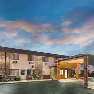 Super 8 By Wyndham Bourbonnais/Kankakee Area Hotell Exterior photo