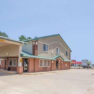 Super 8 By Wyndham Natchitoches Motell Exterior photo