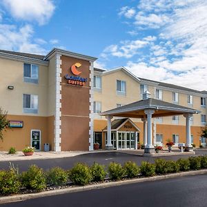 Comfort Suites Escanaba Exterior photo