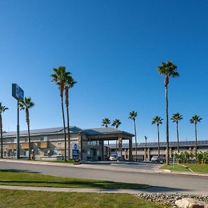 Best Western Kettleman City Inn & Suites Exterior photo