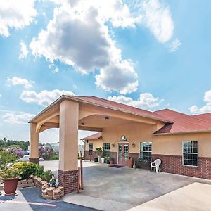 Days Inn By Wyndham Gainesville Exterior photo