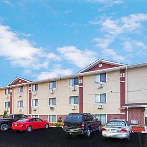 Super 8 By Wyndham Kenosha/Pleasant Prairie Hotell Exterior photo