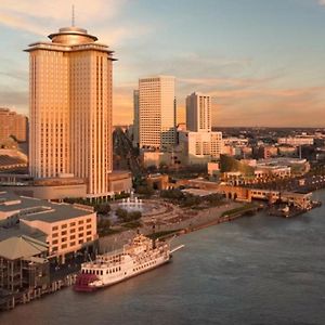 Four Seasons New Orleans Hotell Exterior photo