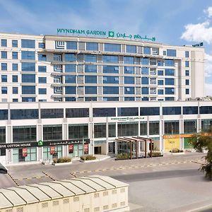 Wyndham Garden Muscat Al Khuwair Hotell Exterior photo