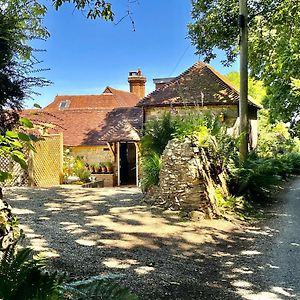 The Old Stables Villa Lodsworth Exterior photo