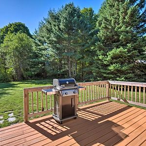 Charming Saco Home With Deck, 5 Mi To Beach! Exterior photo